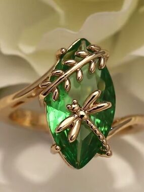 Vintage Emerald Marquis Dragonfly Ring